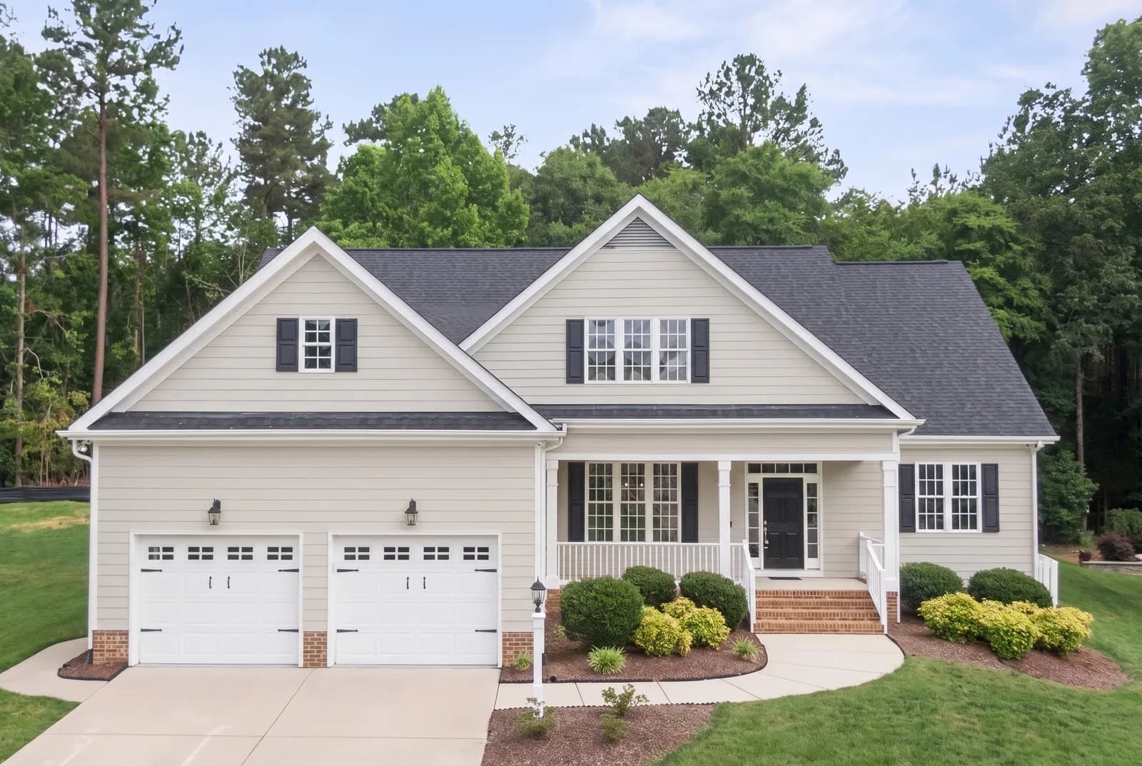 House siding rendered in Sherwin-Williams Agreeable Gray SW 7029, roof, shutters and white trim unchanged
