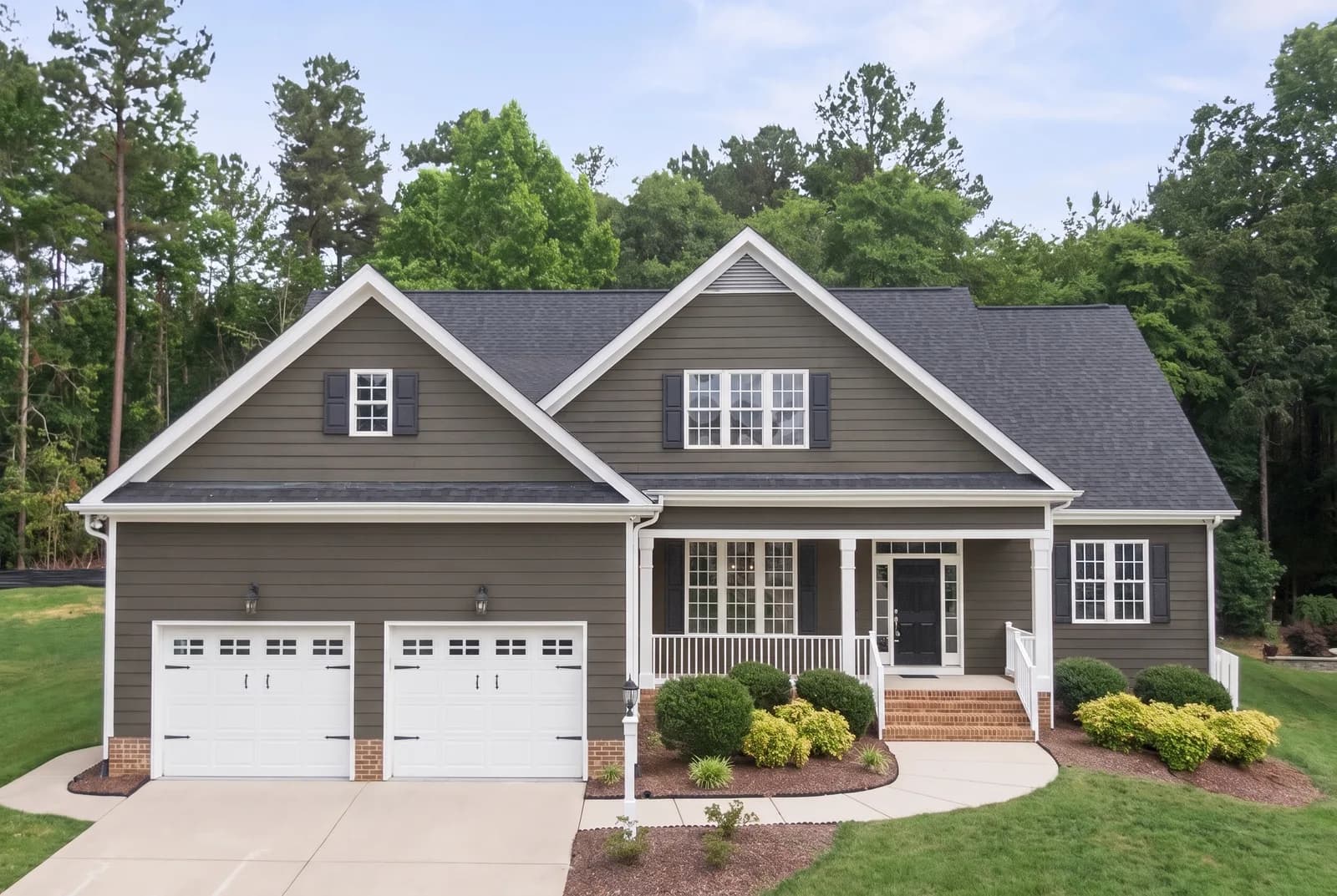 House siding rendered in Sherwin-Williams Urbane Bronze SW 7048, roof, shutters and white trim unchanged